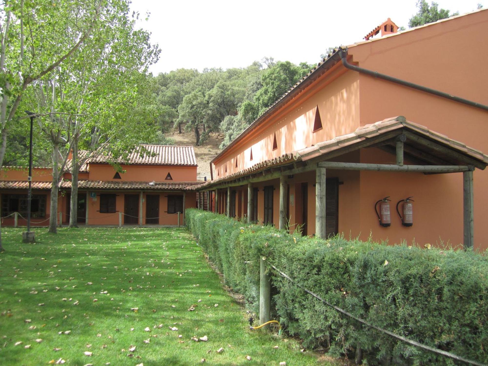 Posada El Camino Almonaster ألموناستير لا ريال المظهر الخارجي الصورة